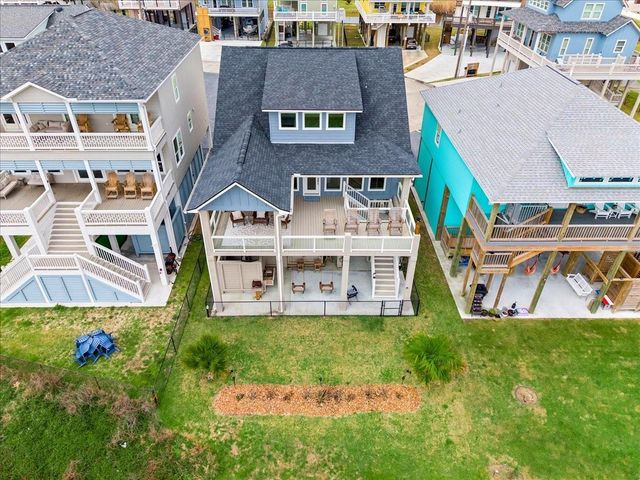 1990 Royalville Court, Crystal Beach, TX 77650