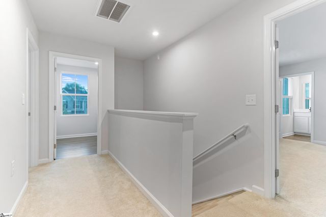 2085 Evanston Drive, Wellford, SC 29384