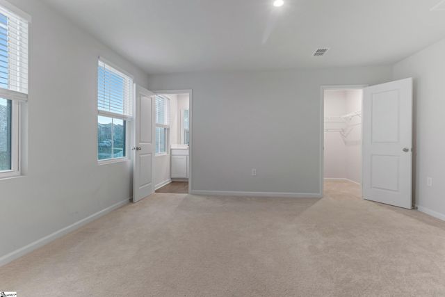 2085 Evanston Drive, Wellford, SC 29384