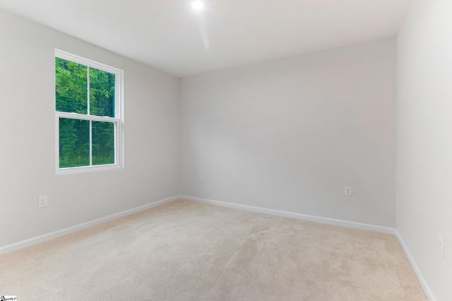 2085 Evanston Drive, Wellford, SC 29384