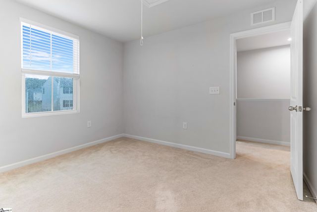 2085 Evanston Drive, Wellford, SC 29384