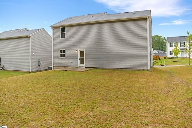 2085 Evanston Drive, Wellford, SC 29384