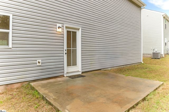 2085 Evanston Drive, Wellford, SC 29384
