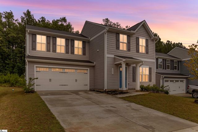 2085 Evanston Drive, Wellford, SC 29384