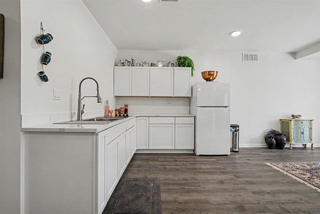 3239 Brackley Drive, Ann Arbor, MI 48105