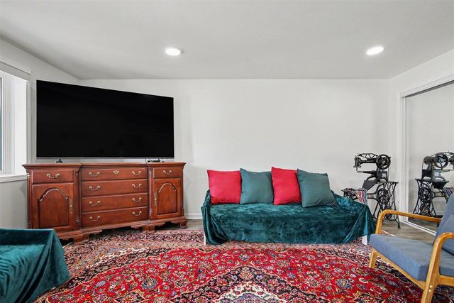 3239 Brackley Drive, Ann Arbor, MI 48105