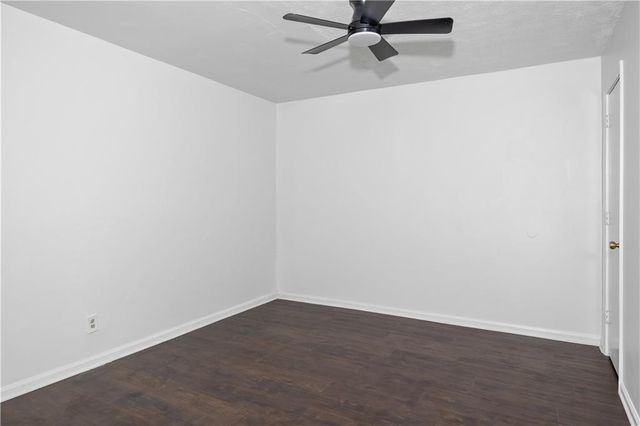 221 Griffin Mountain Trl, Conyers, GA 30013