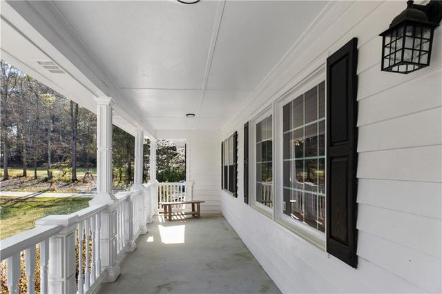 221 Griffin Mountain Trl, Conyers, GA 30013