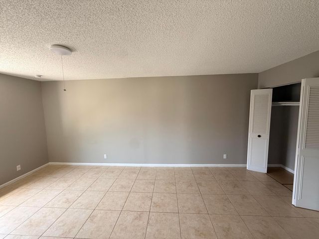 5324 BOSQUE Lane 92, West Palm Beach, FL 33415