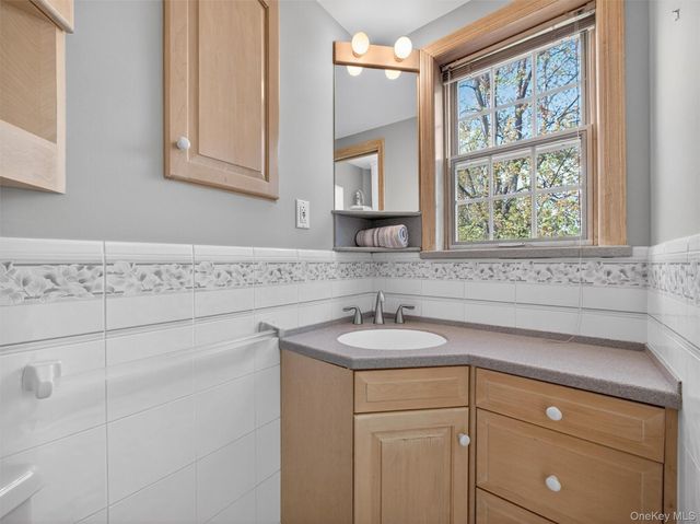 132 Waters Edge, Congers, NY 10920