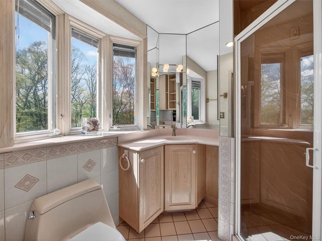 132 Waters Edge, Congers, NY 10920