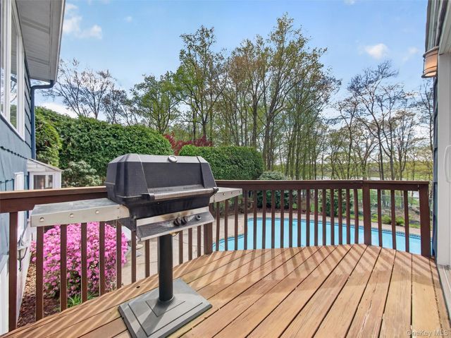 132 Waters Edge, Congers, NY 10920