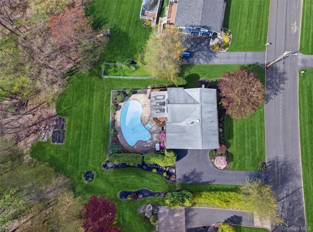 132 Waters Edge, Congers, NY 10920