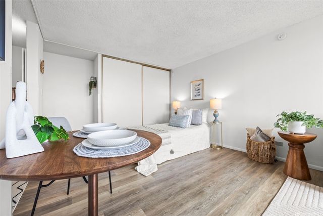 98-288 Kaonohi Street 2808, Aiea, HI 96701