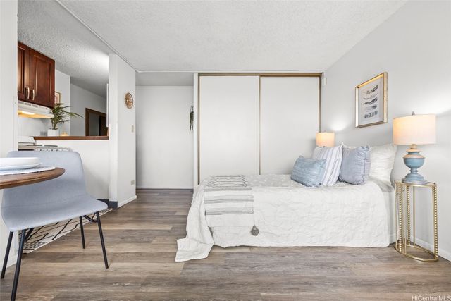 98-288 Kaonohi Street 2808, Aiea, HI 96701