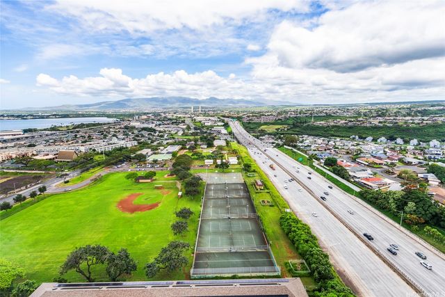 98-288 Kaonohi Street 2808, Aiea, HI 96701