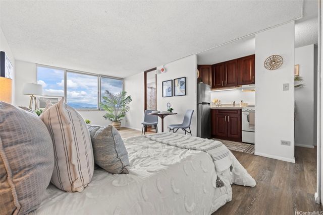 98-288 Kaonohi Street 2808, Aiea, HI 96701