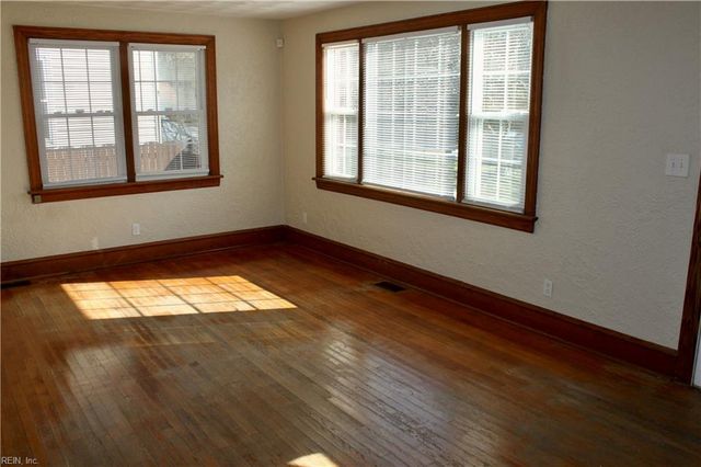 1714 Seaboard AVE, Chesapeake, VA 23324