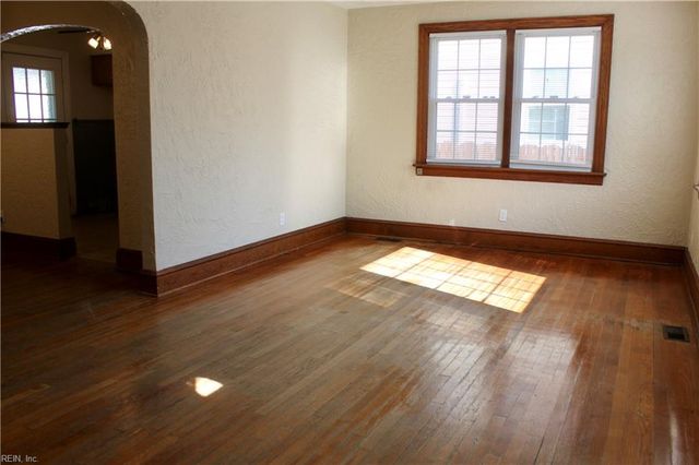 1714 Seaboard AVE, Chesapeake, VA 23324