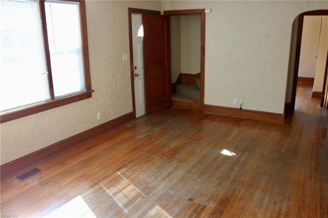 1714 Seaboard AVE, Chesapeake, VA 23324