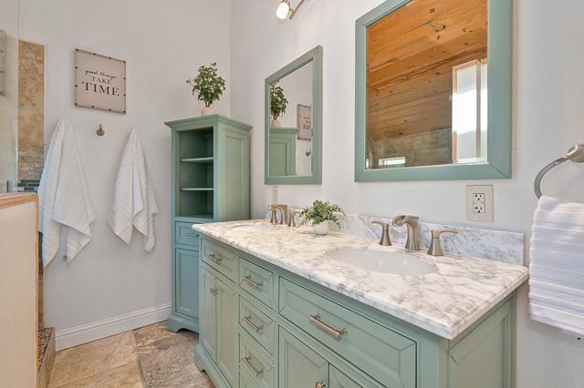 20810 Indian Dr, Colfax, CA 95713