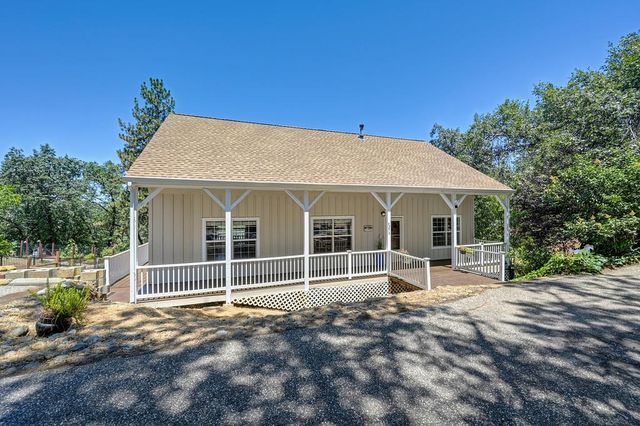20810 Indian Dr, Colfax, CA 95713
