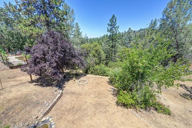 20810 Indian Dr, Colfax, CA 95713