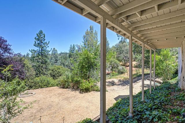 20810 Indian Dr, Colfax, CA 95713