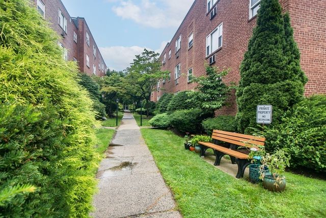 57 Colborne Rd B2, Boston, MA 02135