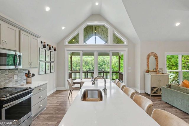 1220 Dogwood Trail, Hiawassee, GA 30546