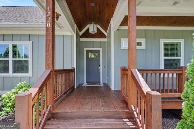 1220 Dogwood Trail, Hiawassee, GA 30546