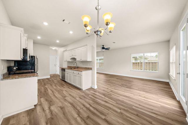 120 Brandywine Road, Freeport, FL 32439