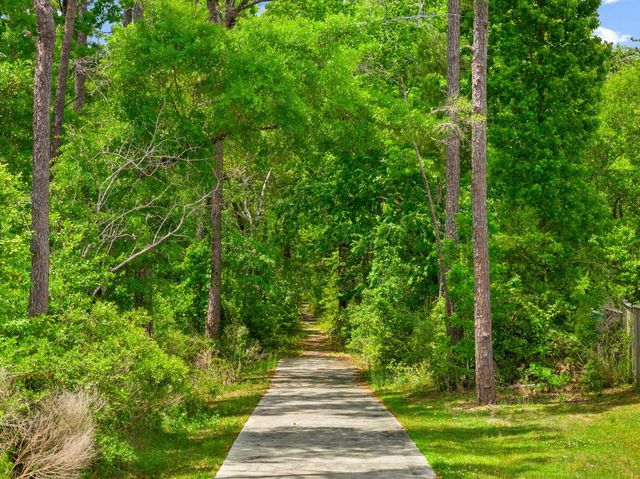 120 Brandywine Road, Freeport, FL 32439