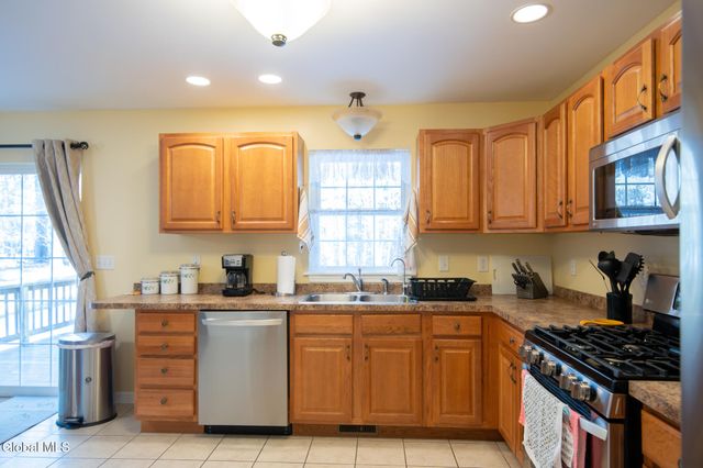 83 Fenway Drive, Lake Luzerne, NY 12846