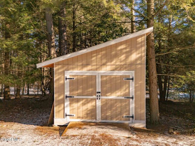 83 Fenway Drive, Lake Luzerne, NY 12846