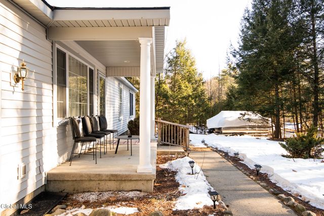 83 Fenway Drive, Lake Luzerne, NY 12846