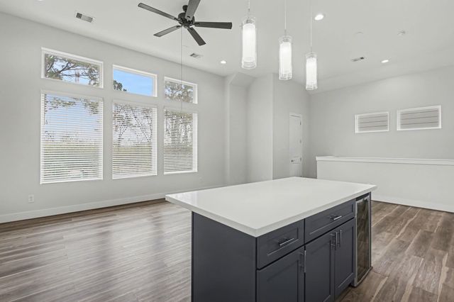 2504 W Tidwell Road B, Houston, TX 77091