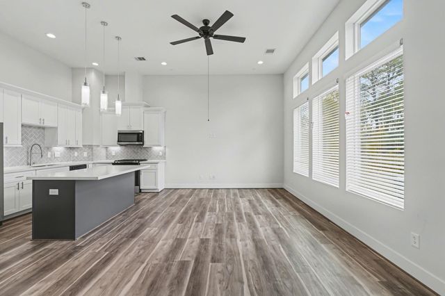 2504 W Tidwell Road B, Houston, TX 77091