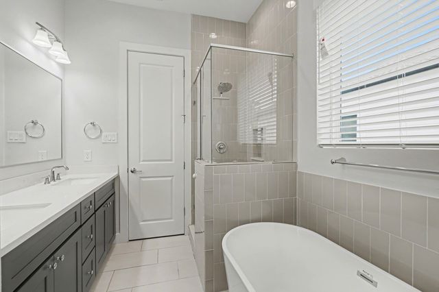 2504 W Tidwell Road B, Houston, TX 77091