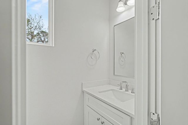 2504 W Tidwell Road B, Houston, TX 77091