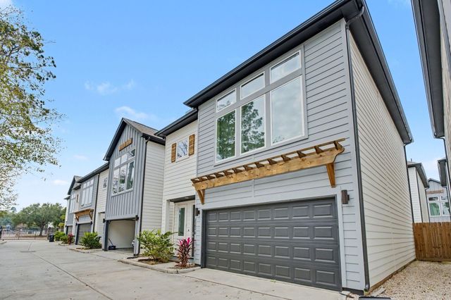 2504 W Tidwell Road B, Houston, TX 77091
