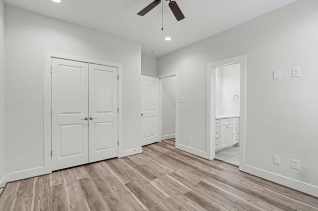 2504 W Tidwell Road B, Houston, TX 77091