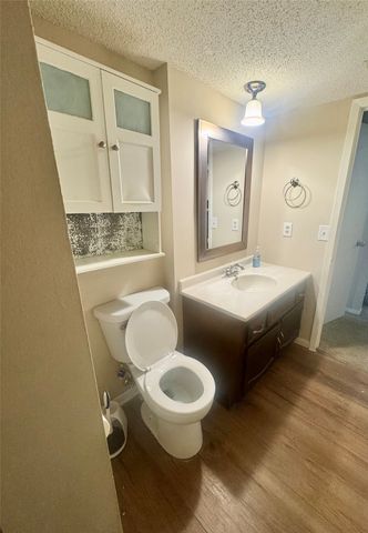 3240 SE 20th Street, Des Moines, IA 50320