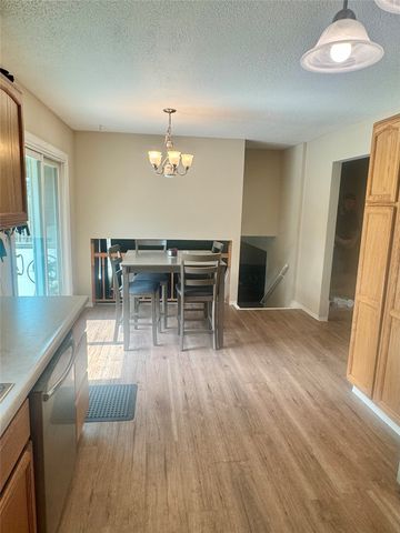 3240 SE 20th Street, Des Moines, IA 50320