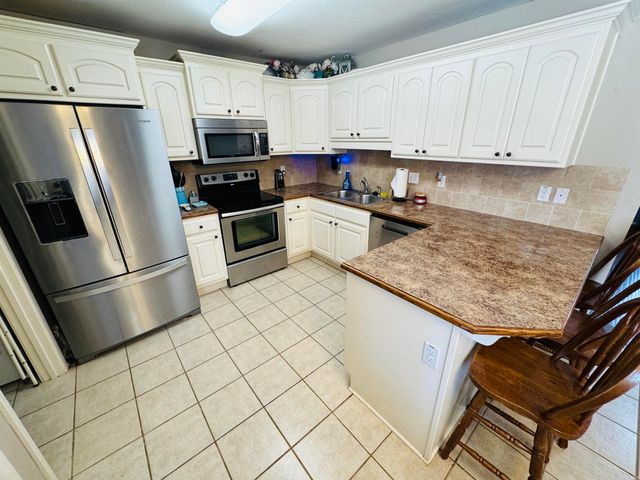 10610 Rockbrook Drive, Sherwood, AR 72120