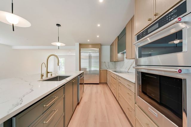 2418 Grandview Drive, Richardson, TX 75080