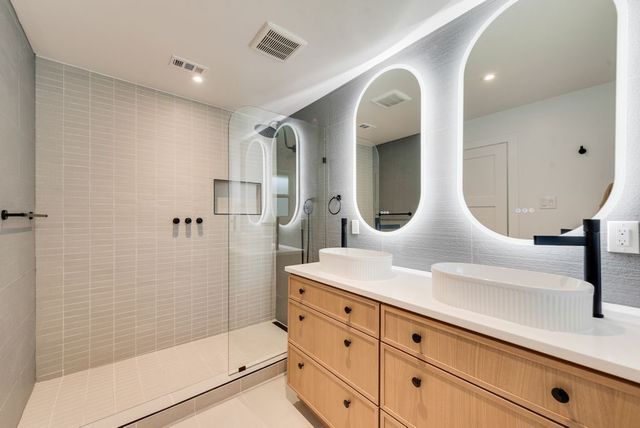 2418 Grandview Drive, Richardson, TX 75080