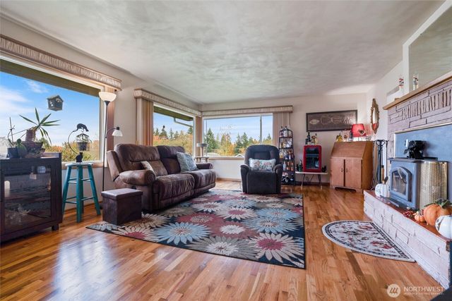 940 Grant Avenue, Port Orchard, WA 98366