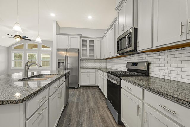 22338 Log Orchard Ln Lane, Porter, TX 77365