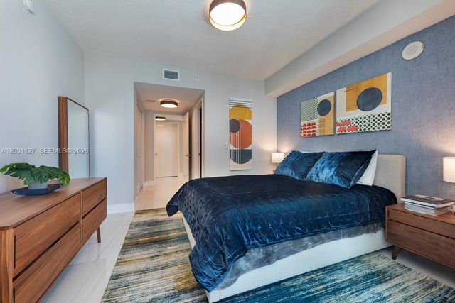 300 Sunny Isles Blvd 4-1702, Sunny Isles Beach, FL 33160